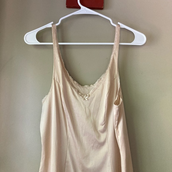 Vintage Vanity Fair Tanish Cream Bow Detail Cami Tank Top 34/40 - Picture 3 of 7